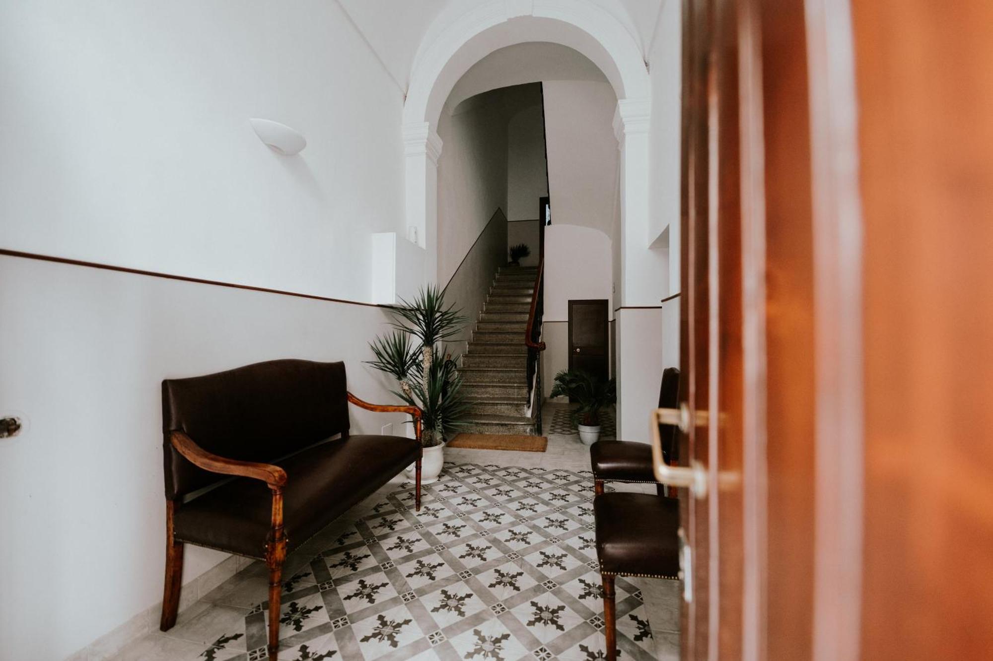 Palazzo Pinto B&B Brindisi Exterior foto