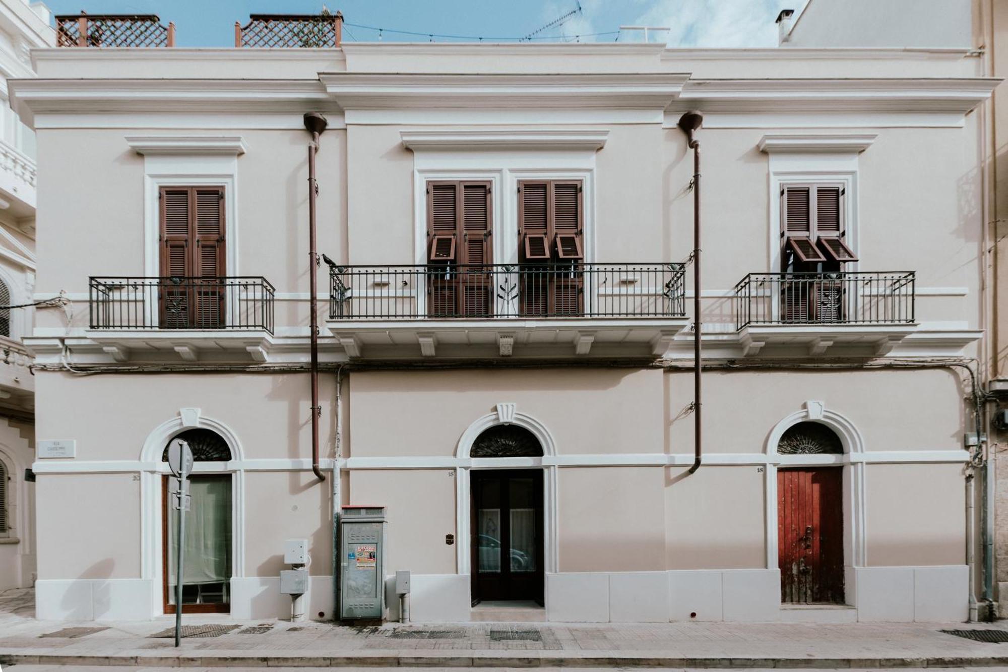 Palazzo Pinto B&B Brindisi Exterior foto